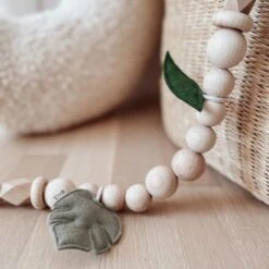 BEZISA Leaves Wagenspanner Pistache / Pine -Babyproductenwinkel 8720618126214 5 85ea