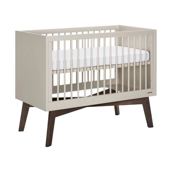 Kidsmill Sixties Babybed Oatmeal / Walnoot 60 X 120 Cm 2 Kidsmill Sixties Babybed Oatmeal / Walnoot 60 X 120 Cm - Afbeelding 2