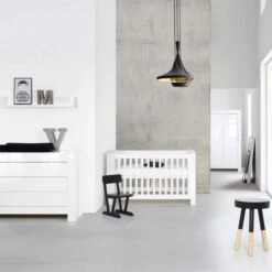 Kidsmill Alaska II Hoogglans Babybed Wit 70 X 140 Cm -Babyproductenwinkel babykamer alaska wit hoogglans 4 1 1 2 a5e4