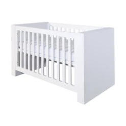 Kidsmill Alaska Babykamer Wit Mat | Bed 70 X 140 Cm + Commode -Babyproductenwinkel babykamer alaska wit mat ledikant 3 7651