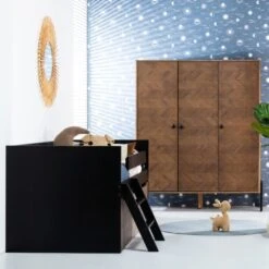 Europe Baby Beau Bedbank Zwart / Walnoot 90 X 200 Cm -Babyproductenwinkel beau walnoot houten poot bedbank sfeer 3 b9c1