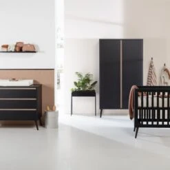 Europe Baby Sterre Commode Zwart / Oak -Babyproductenwinkel europe baby sterre commode zwart oak 2 2902