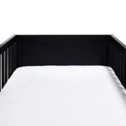 Kidsmill Boutique Babybed Zwart Mat 60 X 120 Cm -Babyproductenwinkel ledikant zwarte poot boutique detail 5 6e40