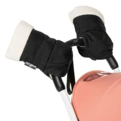 Babyzen Yoyo Winter Handschoenen -Babyproductenwinkel yoyo 2 close up white frame mittens web 1 7180